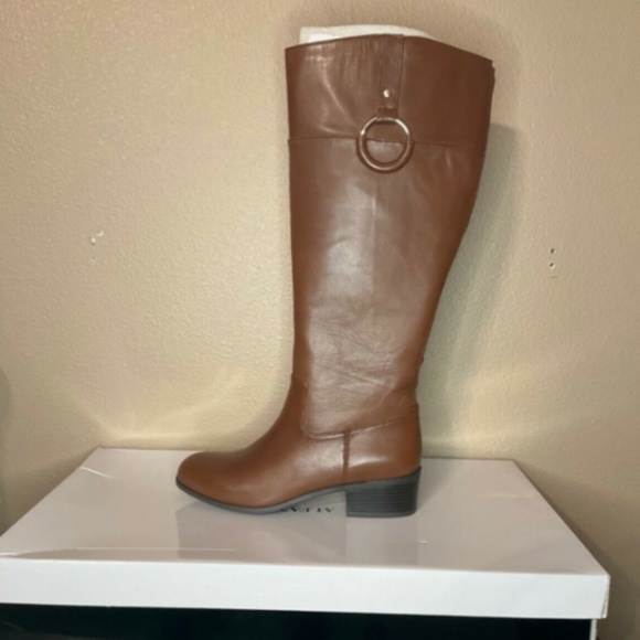 Alfani Women's Brown Cognac Briaahl Tall Riding Fall Winter Boot NIB Wide Calf - Picture 1 of 5